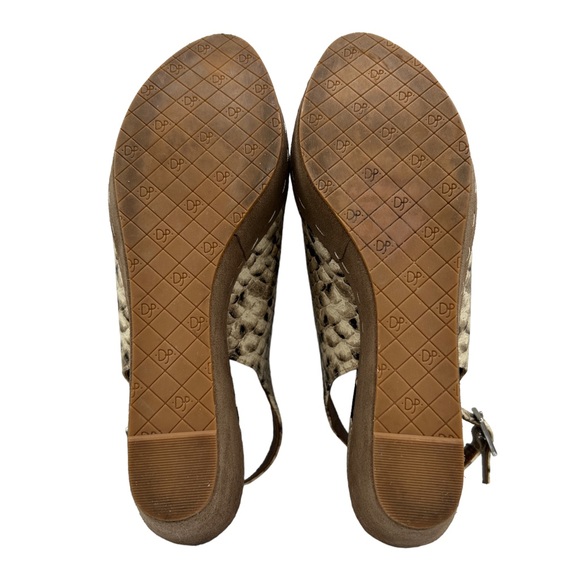 Donald J Pliner Fleur Slingback Snake Embossed Wedge Sandal (9M) - Picture 14 of 16